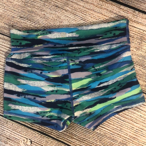 Lululemon Boogie Short (Roll Down) - Picture 4 of 10